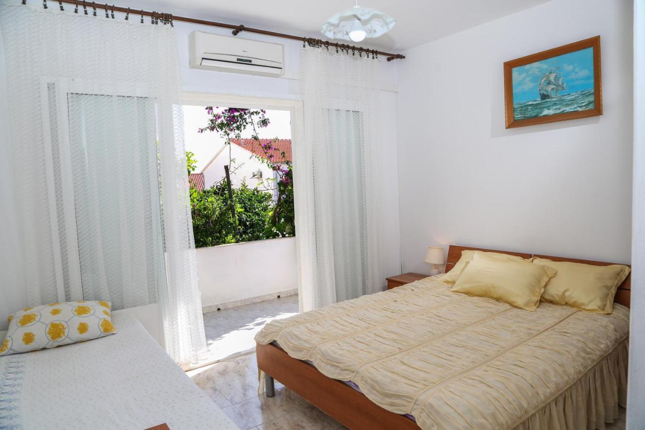 Apartments Butkovic Χβαρ Εξωτερικό φωτογραφία