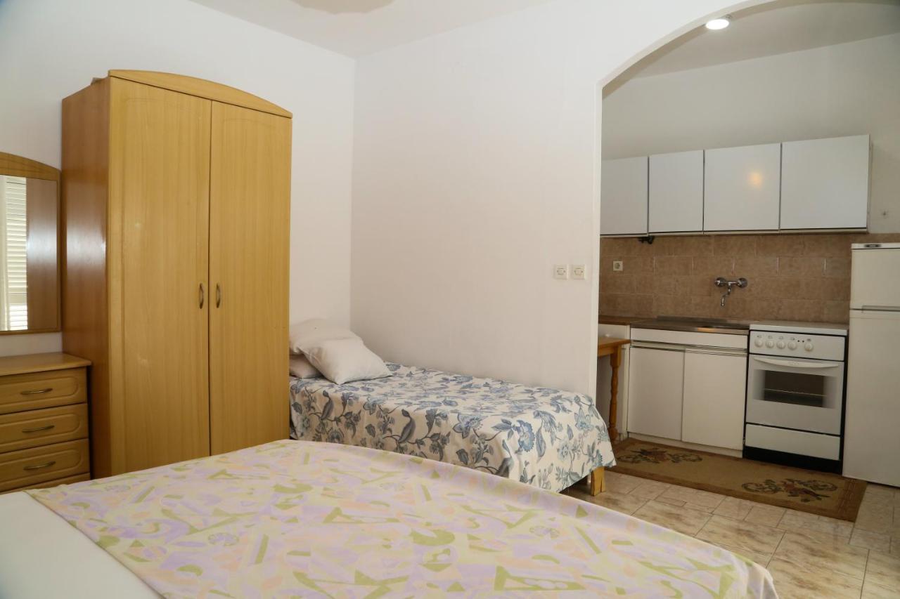 Apartments Butkovic Χβαρ Εξωτερικό φωτογραφία